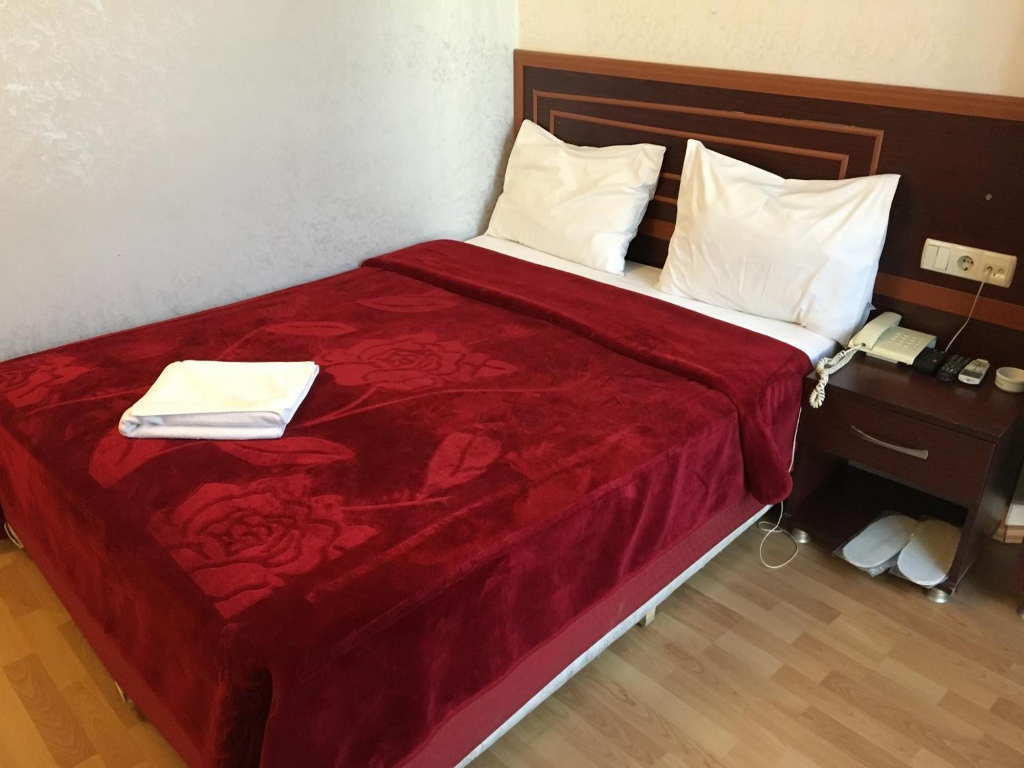 Red White Hotel Istanbul Eksteriør bilde