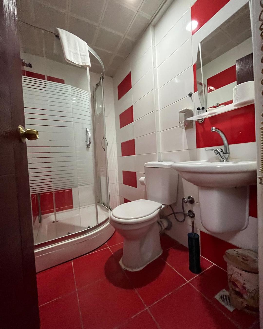 Red White Hotel Istanbul Eksteriør bilde
